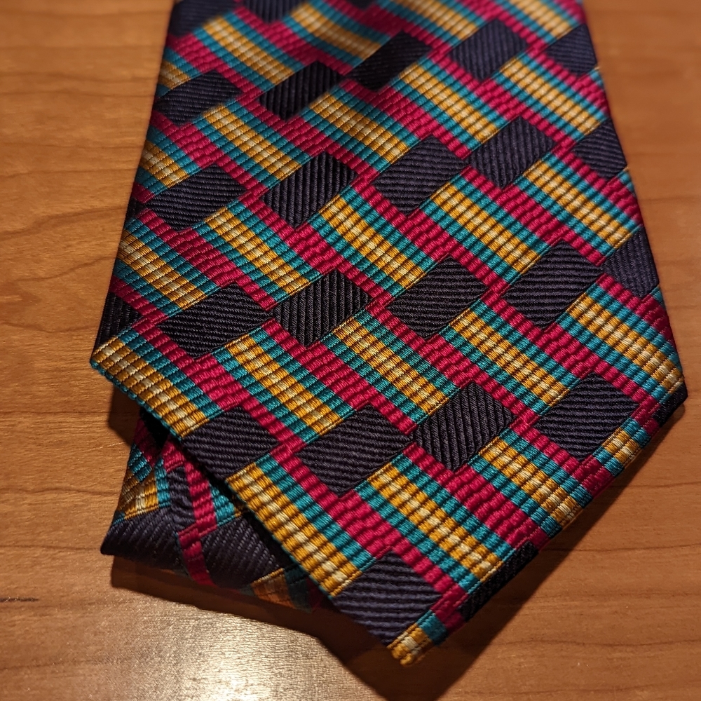 Echo brand blue and pink striped geometric tie